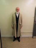 leonardo-professor-with-coat